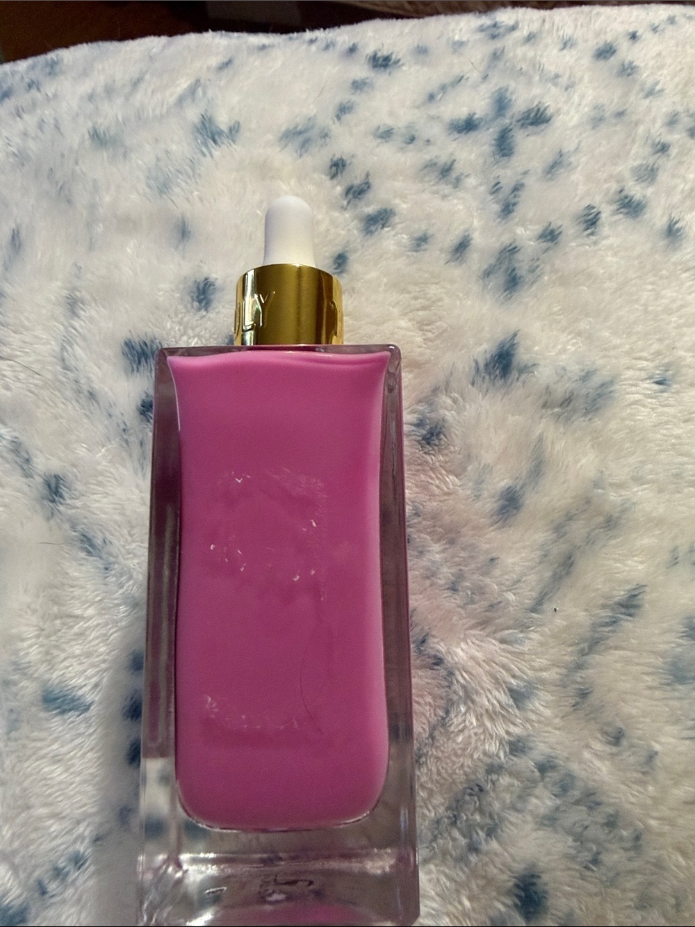 TRULY Strawberry Blossoms After Shave Serum - Pink & Gold Accents - Picture 3 of 5